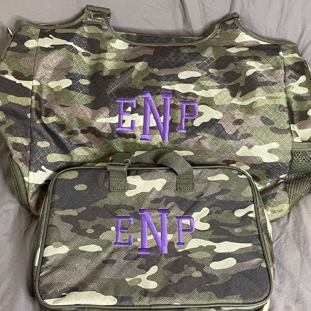 Thirty-One Overnight Bag with Matching Fold Up Travel Bag - Camo Crosshatch